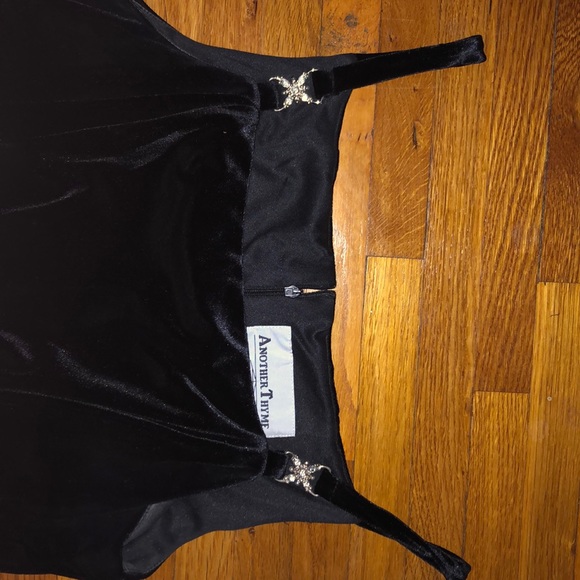 Evening gown - Picture 9 of 11